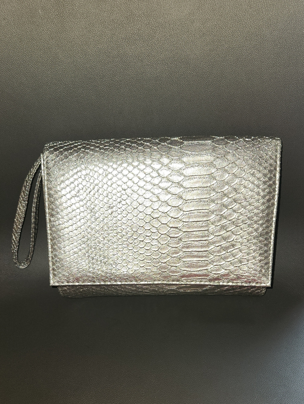 VTG Neiman Marcus Snakeskin Embossed Wristlet Clutch